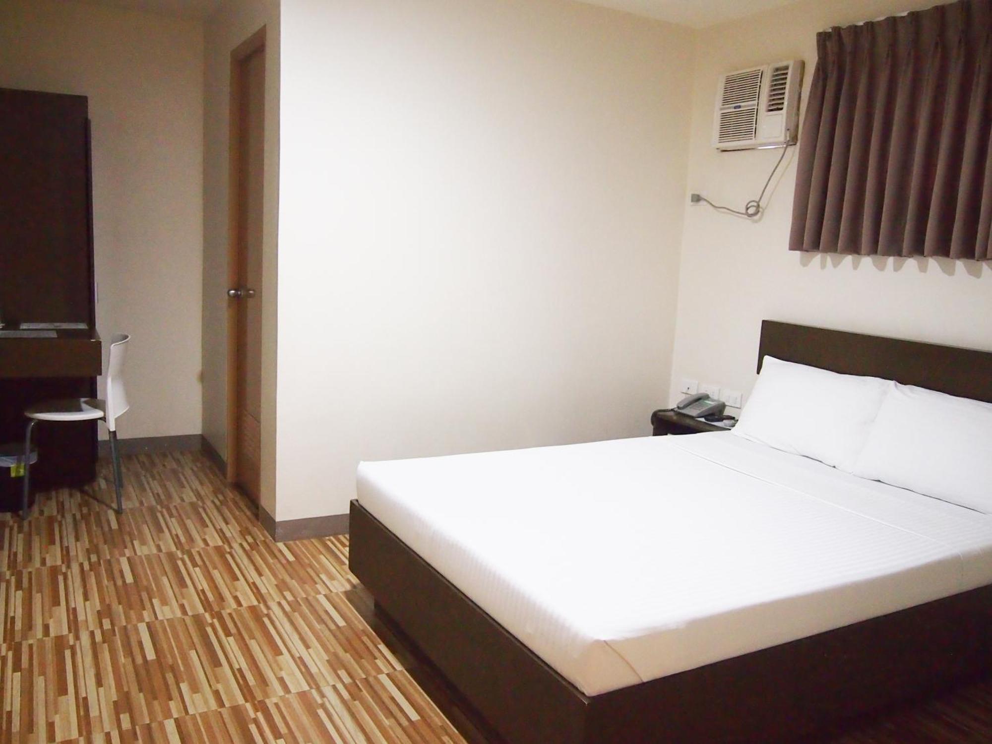 קגיאן דה אורו Emerald Suites Cdo מראה חיצוני תמונה