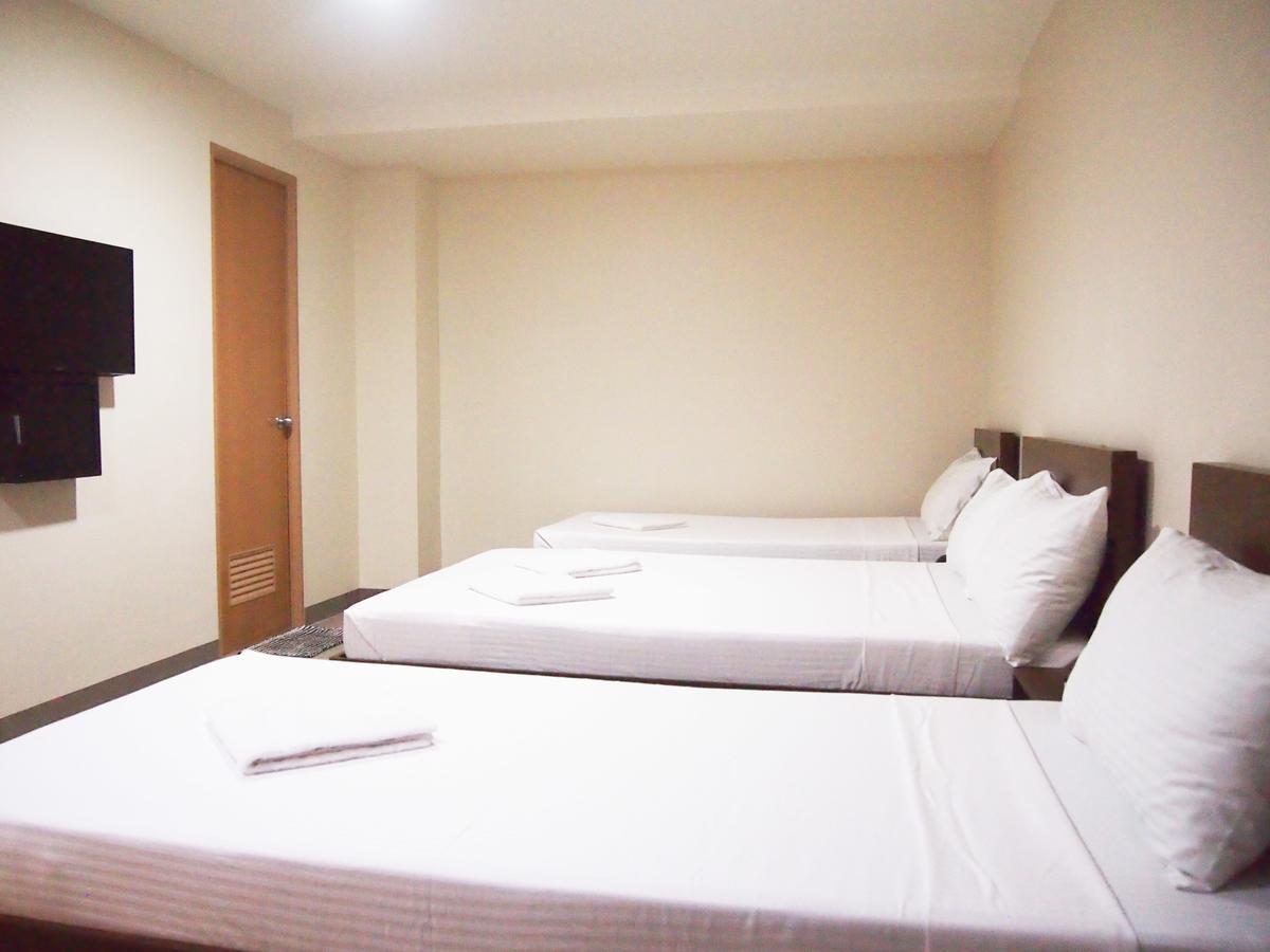 קגיאן דה אורו Emerald Suites Cdo חדר תמונה