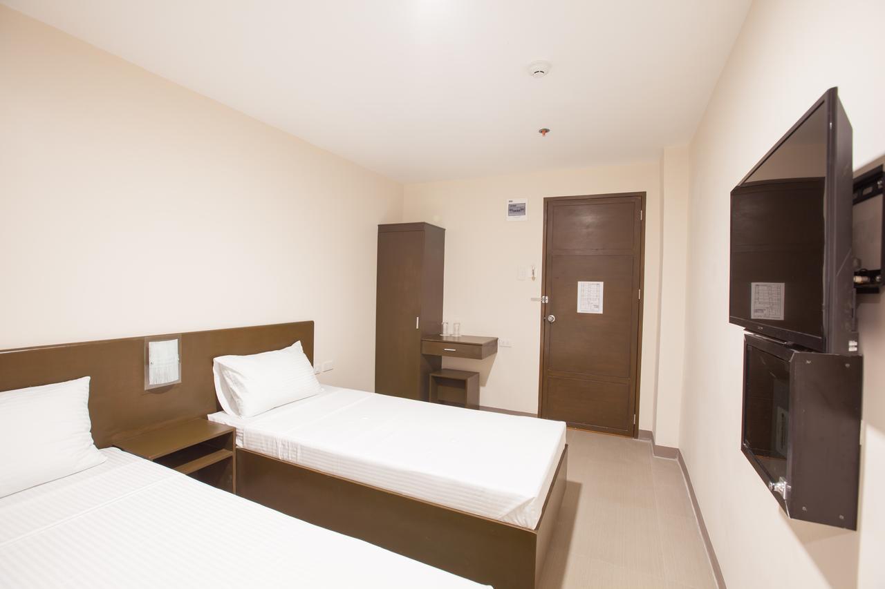 קגיאן דה אורו Emerald Suites Cdo חדר תמונה